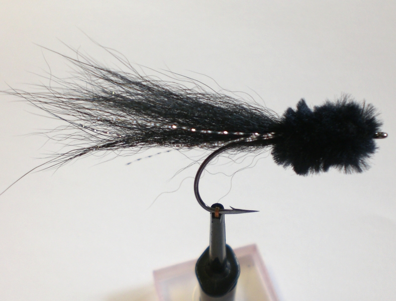 Nachtfliege Sort Chenille-Muddler