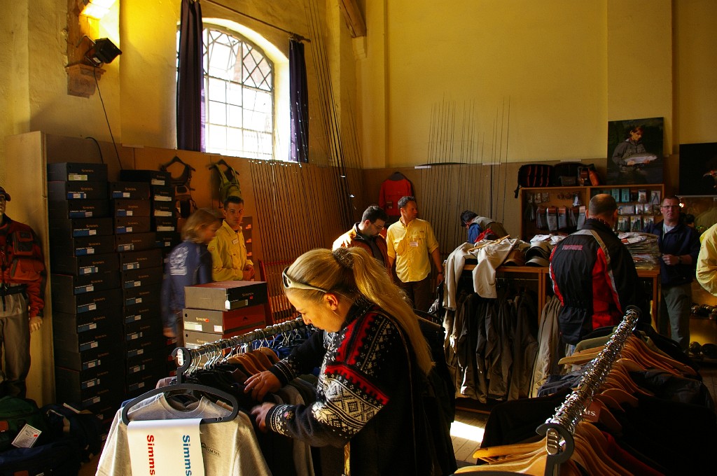 Tanni beim Shoppen ....